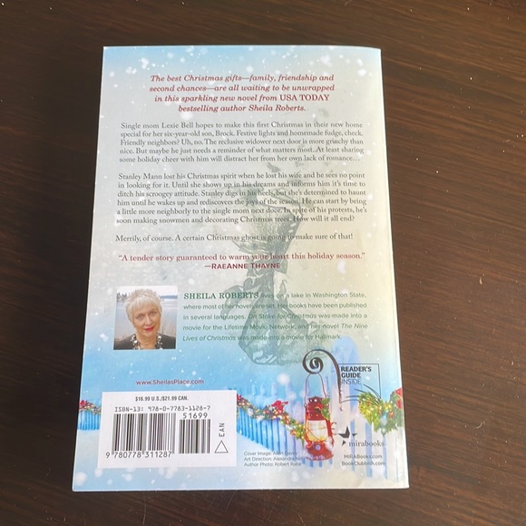 Sheila Roberts A Little Christmas Spirit - Picture 2 of 2